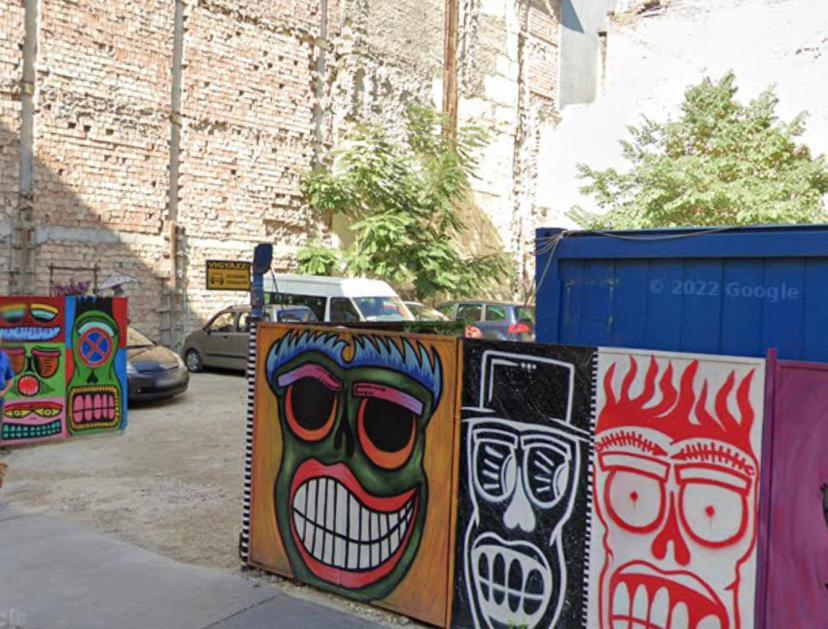 Gabi's Central Broadway Nest @ Nagymező str Budapest Kültér fotó